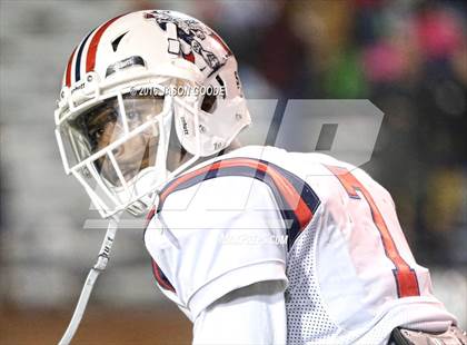 Thumbnail 1 in Whitehaven vs. Oakland  (TSSAA Division I Class 6A Final) photogallery.