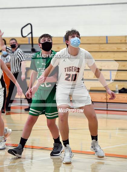 Thumbnail 3 in Athens @ Illini Bluffs photogallery.