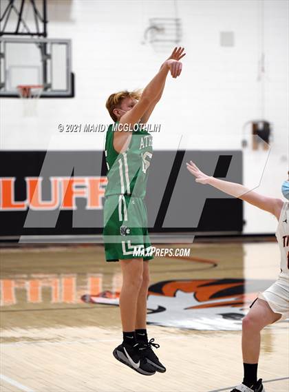 Thumbnail 3 in Athens @ Illini Bluffs photogallery.