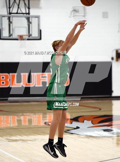 Thumbnail 2 in Athens @ Illini Bluffs photogallery.