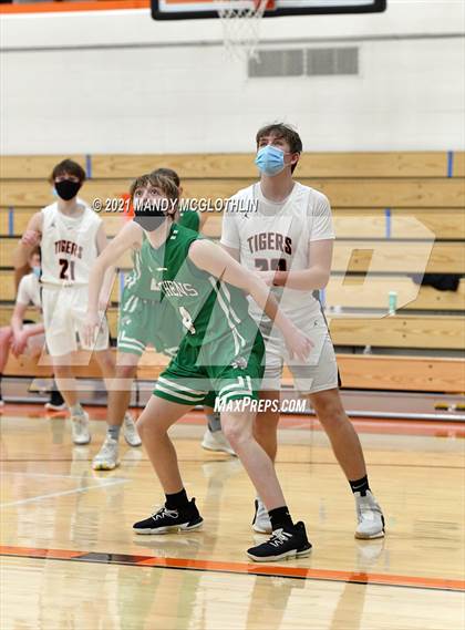 Thumbnail 2 in Athens @ Illini Bluffs photogallery.