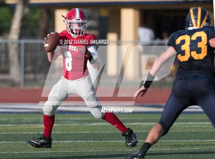 Thumbnail 2 in Belen Jesuit vs. Key West photogallery.