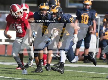 Thumbnail 1 in Belen Jesuit vs. Key West photogallery.