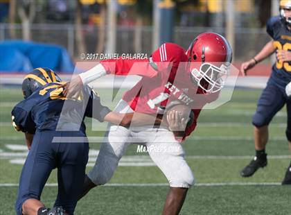 Thumbnail 1 in Belen Jesuit vs. Key West photogallery.