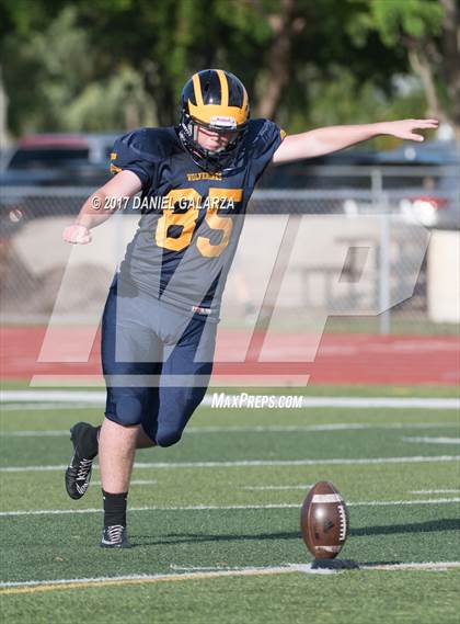 Thumbnail 2 in Belen Jesuit vs. Key West photogallery.