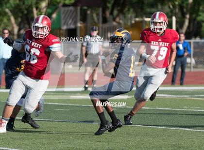 Thumbnail 3 in Belen Jesuit vs. Key West photogallery.