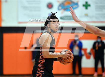 Thumbnail 3 in Metamora VS Lanphier (Kevin Brown Memorial Tournament of Champions) photogallery.