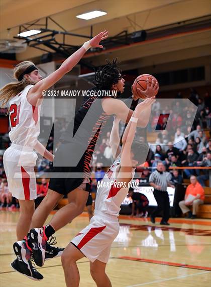 Thumbnail 1 in Metamora VS Lanphier (Kevin Brown Memorial Tournament of Champions) photogallery.
