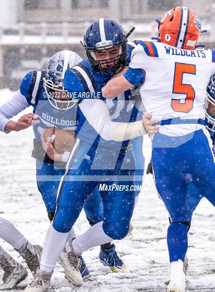 Thumbnail 3 in Gunnison Valley vs. Water Canyon (UHSAA 8-Man Semifinal) photogallery.