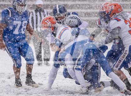 Thumbnail 3 in Gunnison Valley vs. Water Canyon (UHSAA 8-Man Semifinal) photogallery.