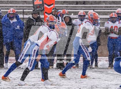 Thumbnail 3 in Gunnison Valley vs. Water Canyon (UHSAA 8-Man Semifinal) photogallery.