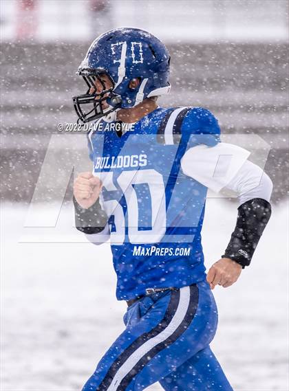 Thumbnail 2 in Gunnison Valley vs. Water Canyon (UHSAA 8-Man Semifinal) photogallery.