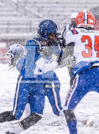 Thumbnail 1 in Gunnison Valley vs. Water Canyon (UHSAA 8-Man Semifinal) photogallery.