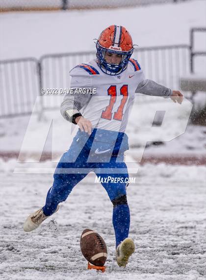 Thumbnail 3 in Gunnison Valley vs. Water Canyon (UHSAA 8-Man Semifinal) photogallery.