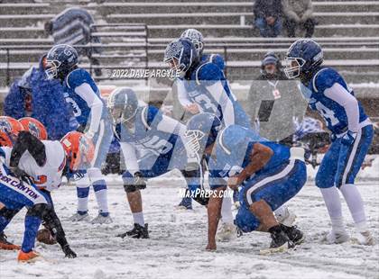 Thumbnail 2 in Gunnison Valley vs. Water Canyon (UHSAA 8-Man Semifinal) photogallery.