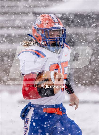 Thumbnail 1 in Gunnison Valley vs. Water Canyon (UHSAA 8-Man Semifinal) photogallery.
