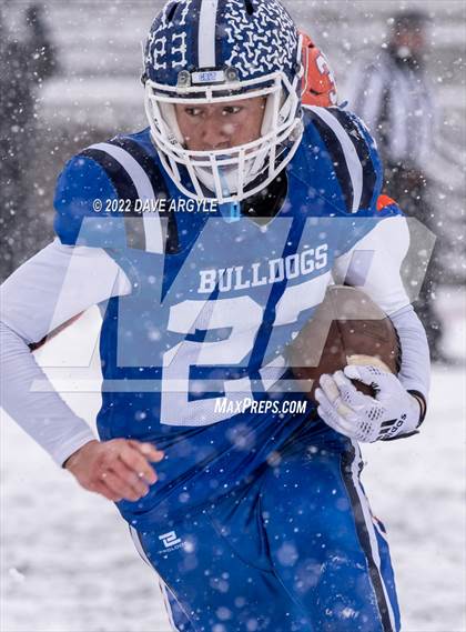 Thumbnail 2 in Gunnison Valley vs. Water Canyon (UHSAA 8-Man Semifinal) photogallery.