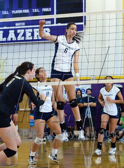 Thumbnail 1 in Archbishop Mitty vs. Kamehameha (Durango Fall Classic) photogallery.
