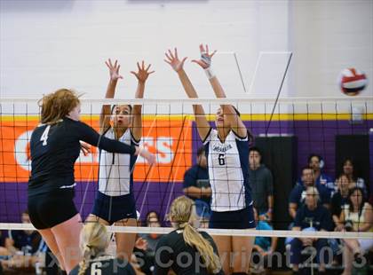 Thumbnail 3 in Archbishop Mitty vs. Kamehameha (Durango Fall Classic) photogallery.