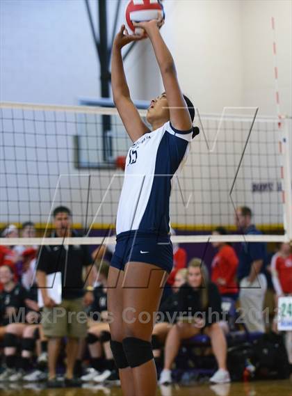 Thumbnail 3 in Archbishop Mitty vs. Kamehameha (Durango Fall Classic) photogallery.