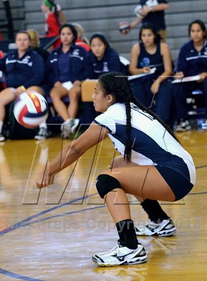 Thumbnail 2 in Archbishop Mitty vs. Kamehameha (Durango Fall Classic) photogallery.