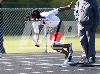 Thumbnail 3 in Mt. Enterprise Track Meet (Running Events) photogallery.