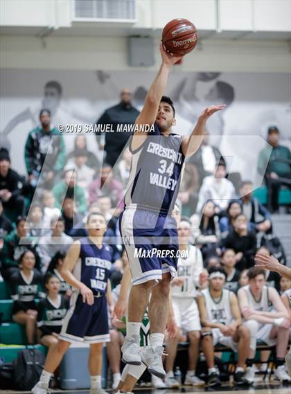 Thumbnail 2 in Crescenta Valley @ Granada Hills Charter (CIF DIII Semifinal) photogallery.