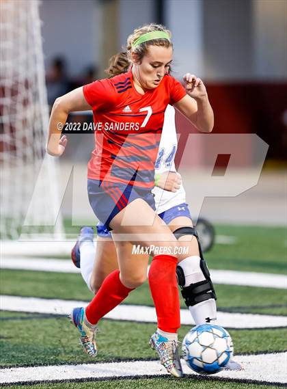 Thumbnail 2 in Hardin-Jefferson vs. Needville (Waller Classic) photogallery.
