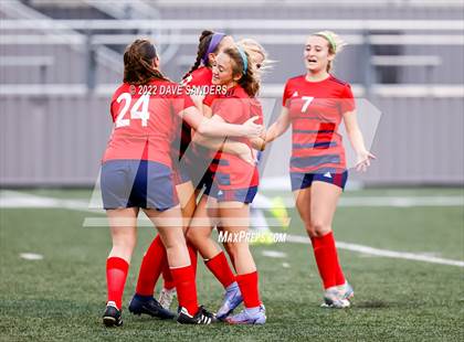 Thumbnail 3 in Hardin-Jefferson vs. Needville (Waller Classic) photogallery.