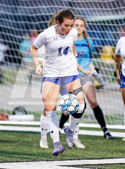 Thumbnail 3 in Hardin-Jefferson vs. Needville (Waller Classic) photogallery.