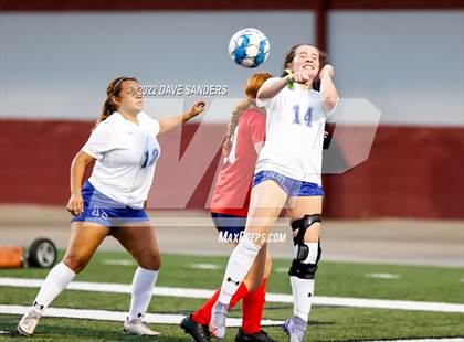 Thumbnail 3 in Hardin-Jefferson vs. Needville (Waller Classic) photogallery.