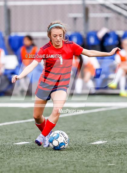 Thumbnail 3 in Hardin-Jefferson vs. Needville (Waller Classic) photogallery.