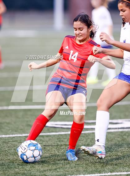 Thumbnail 3 in Hardin-Jefferson vs. Needville (Waller Classic) photogallery.