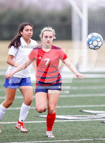 Thumbnail 2 in Hardin-Jefferson vs. Needville (Waller Classic) photogallery.