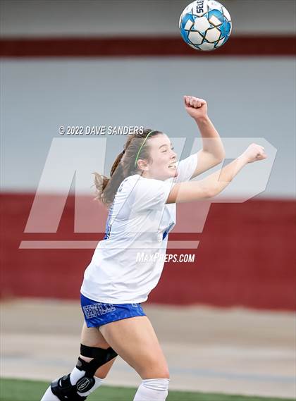 Thumbnail 1 in Hardin-Jefferson vs. Needville (Waller Classic) photogallery.