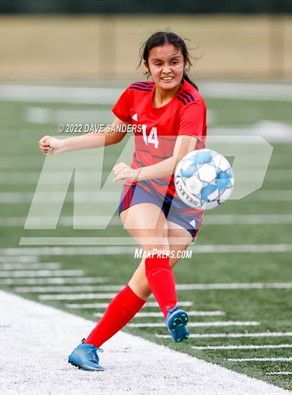 Thumbnail 2 in Hardin-Jefferson vs. Needville (Waller Classic) photogallery.