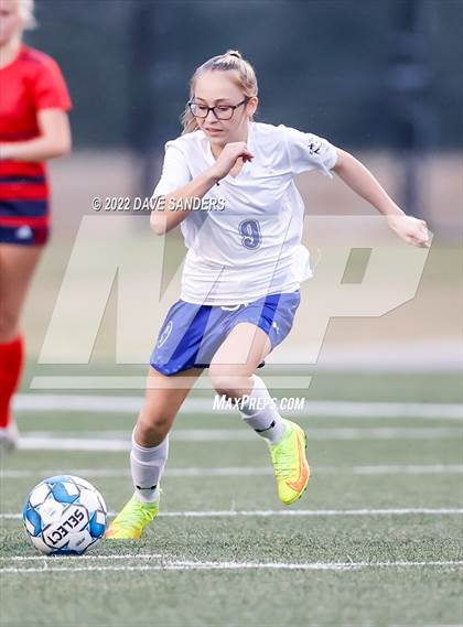 Thumbnail 3 in Hardin-Jefferson vs. Needville (Waller Classic) photogallery.