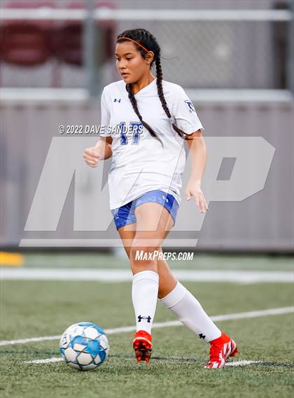 Thumbnail 3 in Hardin-Jefferson vs. Needville (Waller Classic) photogallery.