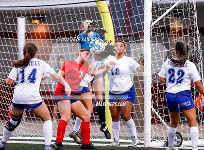 Thumbnail 2 in Hardin-Jefferson vs. Needville (Waller Classic) photogallery.
