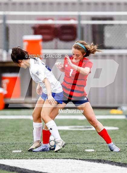 Thumbnail 1 in Hardin-Jefferson vs. Needville (Waller Classic) photogallery.