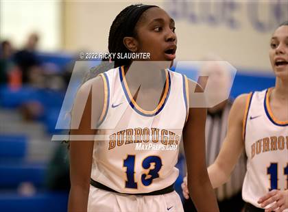 Thumbnail 2 in St. Charles vs  Burroughs (MSHSAA Class 4  Quarterfinal Playoff)  photogallery.