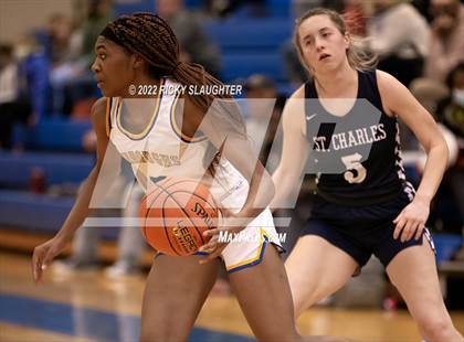 Thumbnail 2 in St. Charles vs  Burroughs (MSHSAA Class 4  Quarterfinal Playoff)  photogallery.