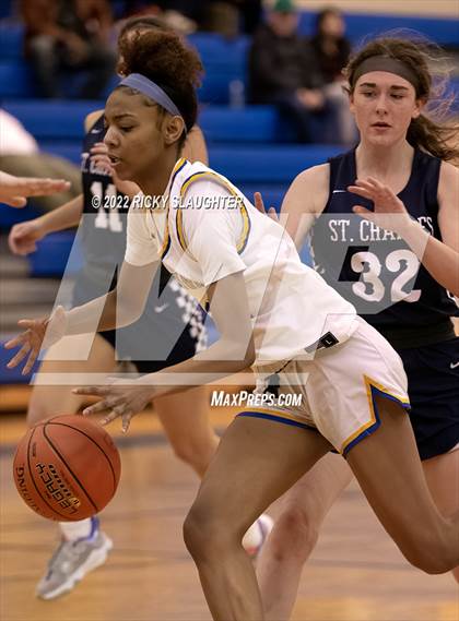 Thumbnail 3 in St. Charles vs  Burroughs (MSHSAA Class 4  Quarterfinal Playoff)  photogallery.