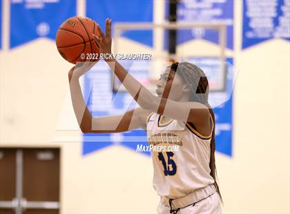 Thumbnail 3 in St. Charles vs  Burroughs (MSHSAA Class 4  Quarterfinal Playoff)  photogallery.