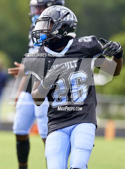 Thumbnail 3 in Raines @ Ribault photogallery.