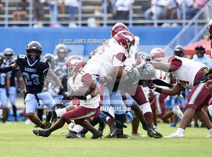 Thumbnail 3 in Raines @ Ribault photogallery.