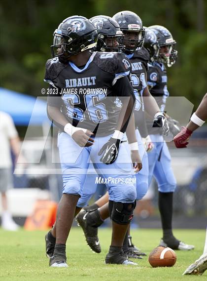 Thumbnail 1 in Raines @ Ribault photogallery.