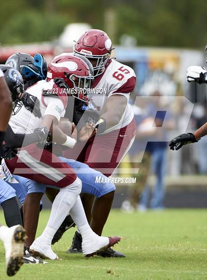 Thumbnail 2 in Raines @ Ribault photogallery.