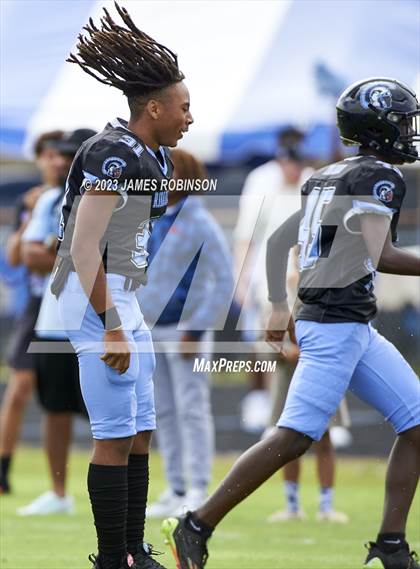 Thumbnail 3 in Raines @ Ribault photogallery.