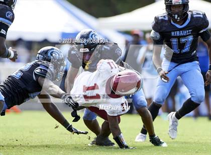 Thumbnail 1 in Raines @ Ribault photogallery.